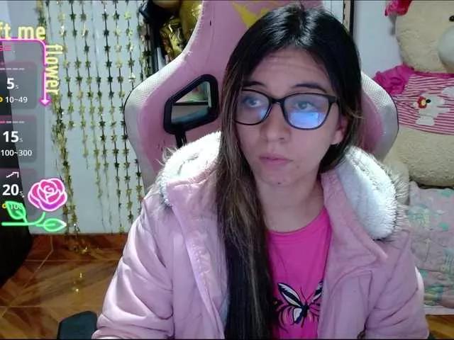 Maggie-Fox from BongaCams is Freechat