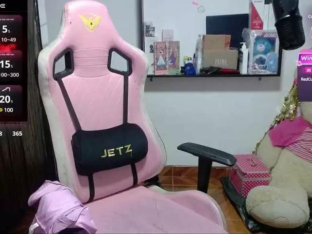 Maggie-Fox from BongaCams