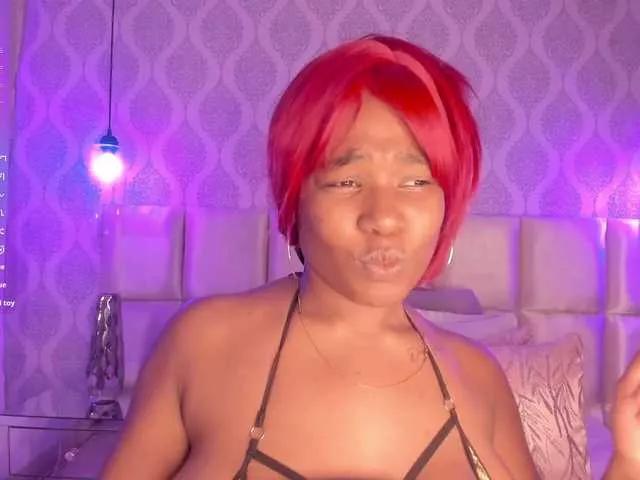 Malaika from BongaCams