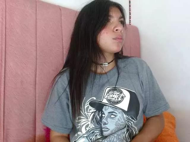 Margiestrongg303av webcams show profile image 