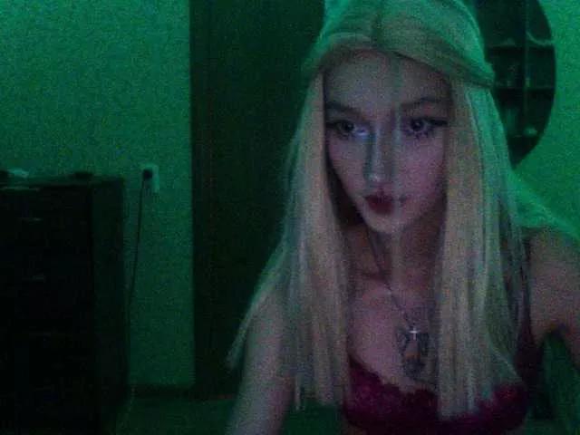 Maya-onelya webcams show profile image 