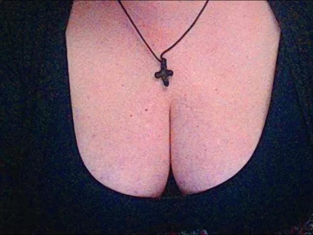 mayalove4u from BongaCams
