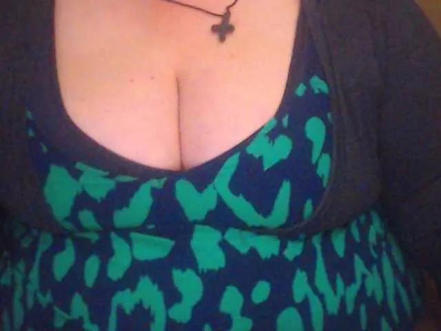 mayalove4u from BongaCams