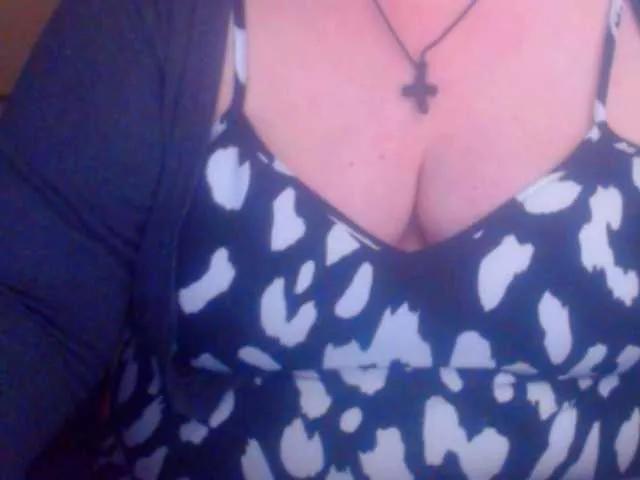 mayalove4u from BongaCams