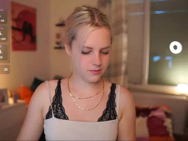 merrilyn from BongaCams