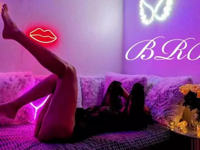 Milana-Milana webcams show profile image 