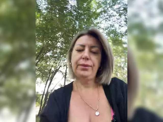 Milena-MilfaXXX from BongaCams is Freechat