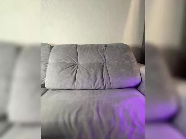 MillyMillya from BongaCams