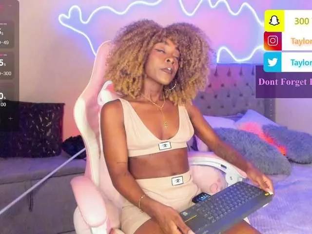 Miss-west from BongaCams