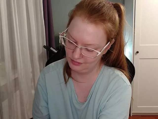 missInari from BongaCams