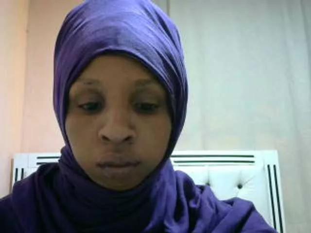 misskatrinah002 from BongaCams