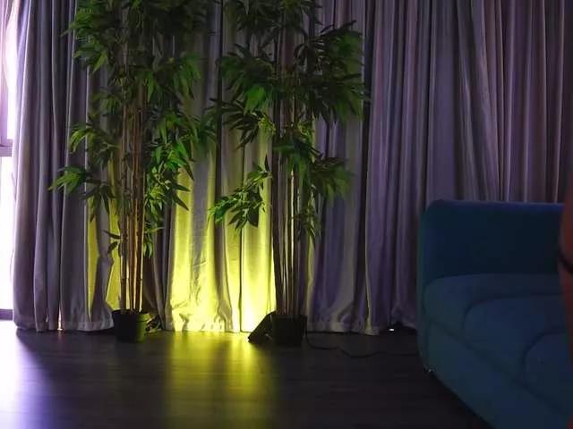 MissKiarra from BongaCams