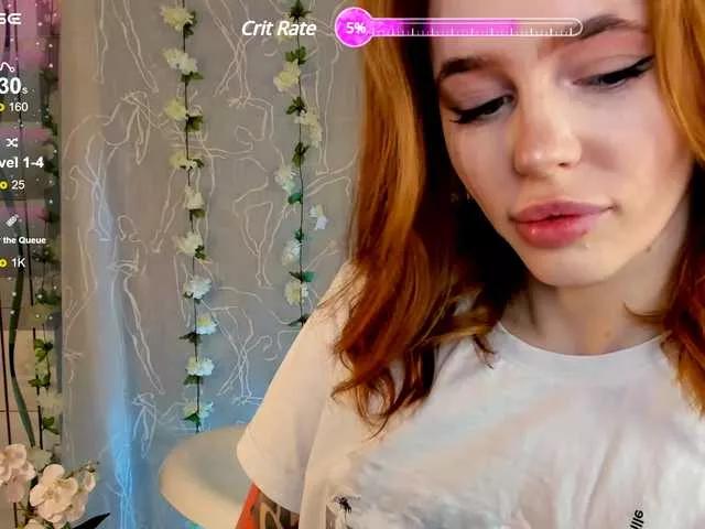 MissRedFox from BongaCams