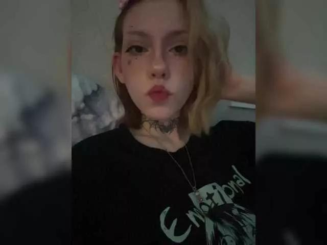 Molly-and-Ewa from BongaCams is Freechat