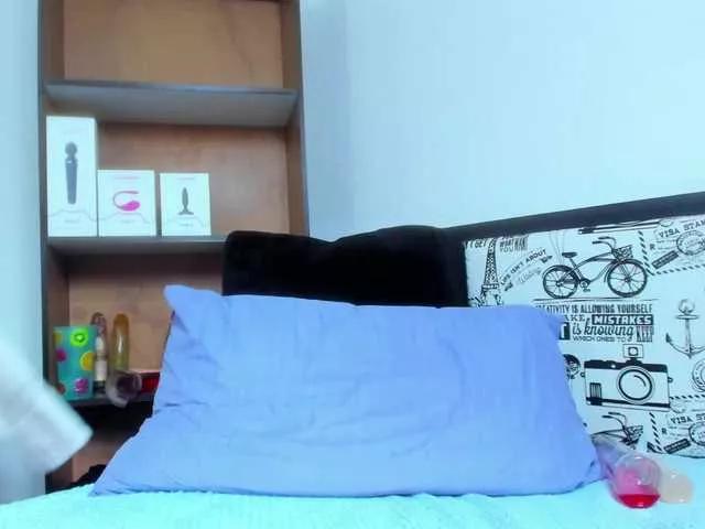 moonn-26 from BongaCams is Freechat