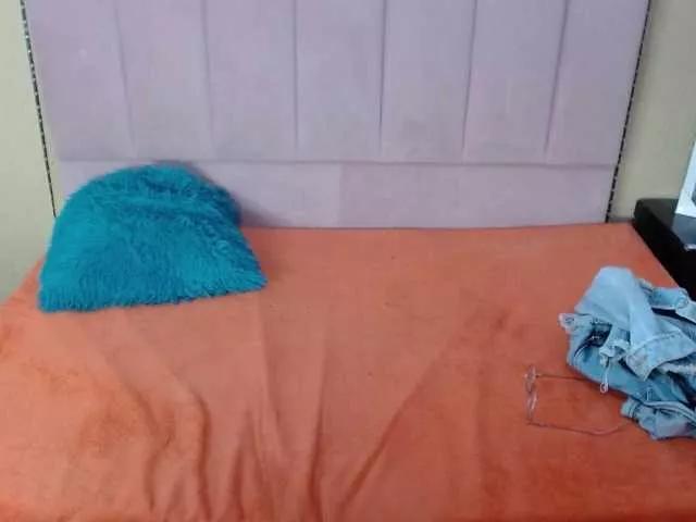 NahomiLips from BongaCams is Freechat