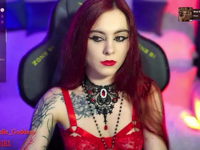 Nellene from BongaCams