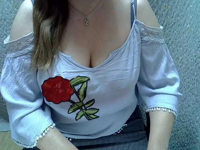 Neznakomka44 on BongaCams 