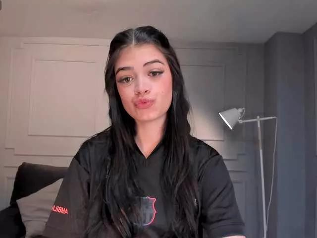 NiaMiller from BongaCams is Freechat