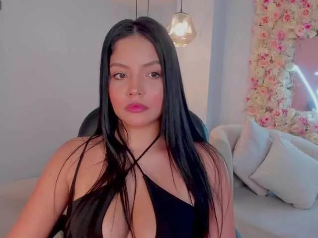NinaMichelle from BongaCams