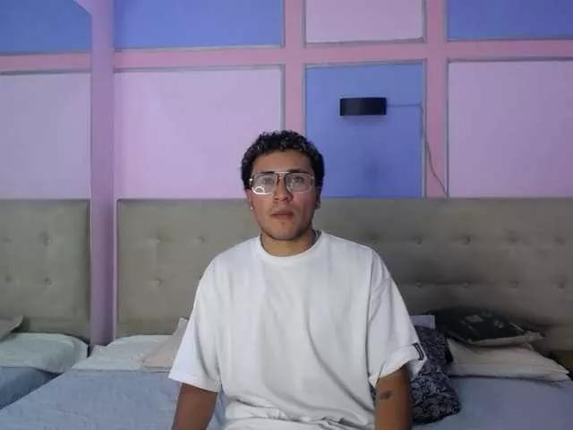Noa-N-Carolain webcams show profile image 