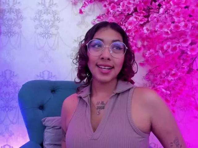 Oliv-Jones from BongaCams is Freechat