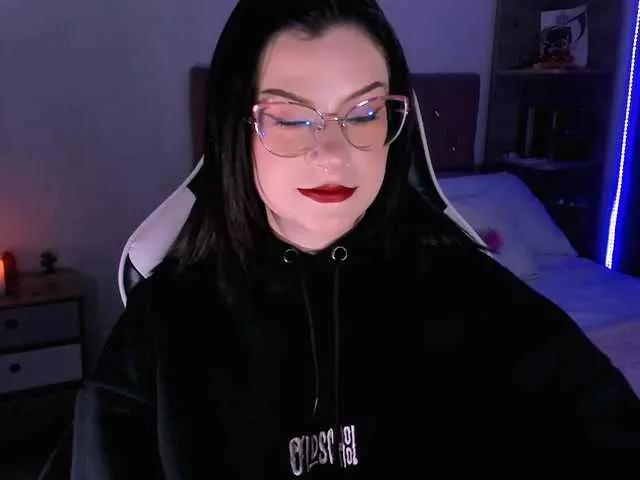 OphelianaRose from BongaCams is Freechat