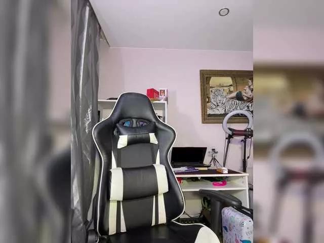 Paratrax from BongaCams