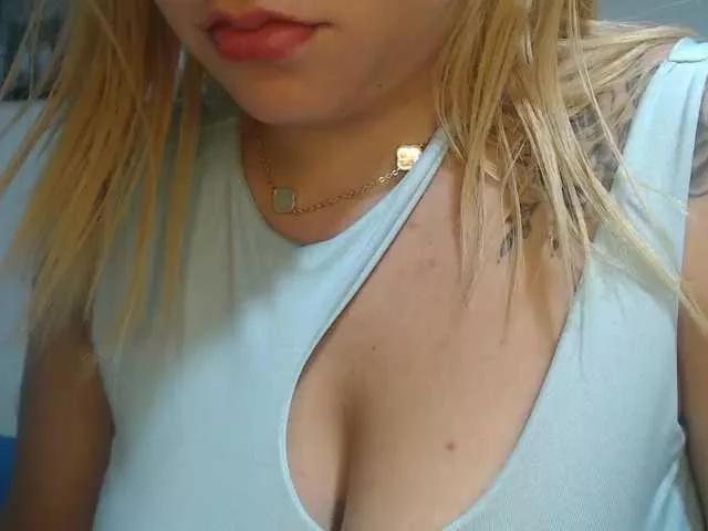 pinkvalentina performants stats from BongaCams