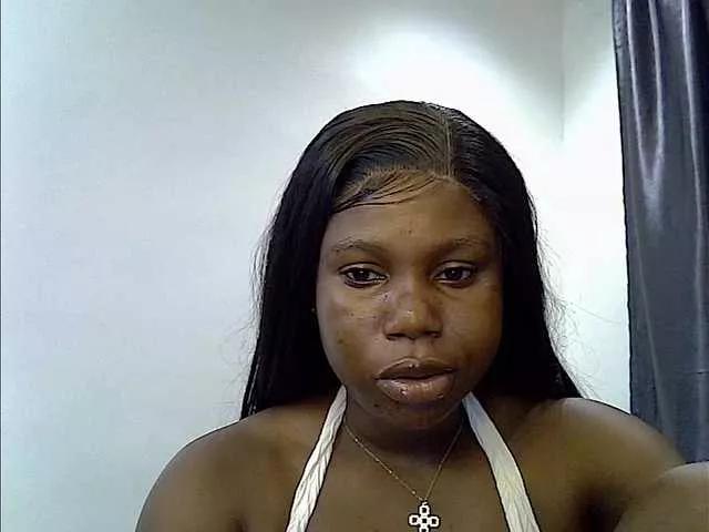Plumnjuicyxx from BongaCams is Freechat