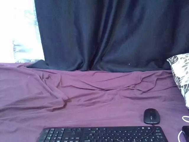 Pretty-Queen18 from BongaCams is Freechat