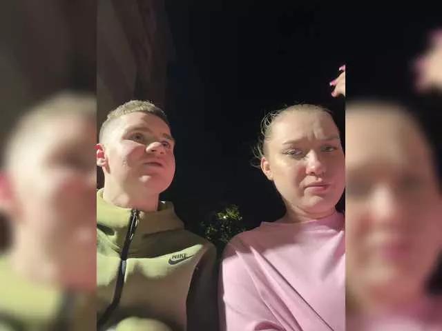 purplewife from BongaCams