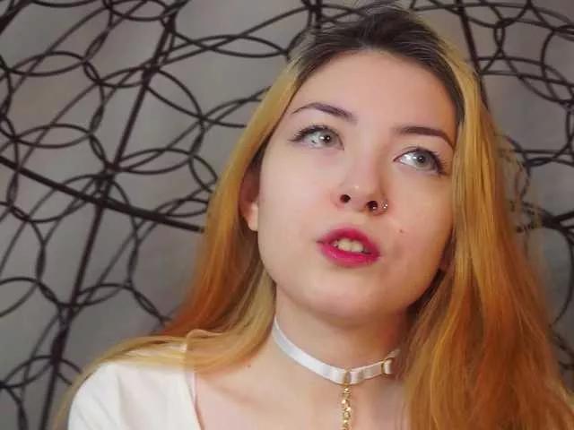 Pussy-Pikmi from BongaCams