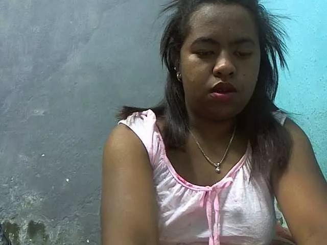 Queencamie from BongaCams