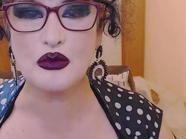 QueenOfSin from BongaCams