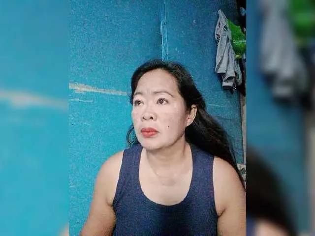Rojo-Blossom on BongaCams 