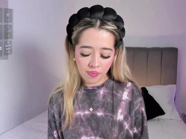 RosseeDaw from BongaCams