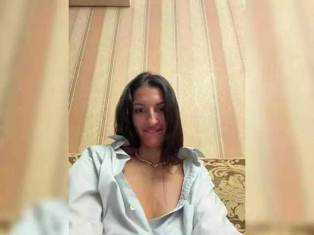 SafariQueen from BongaCams