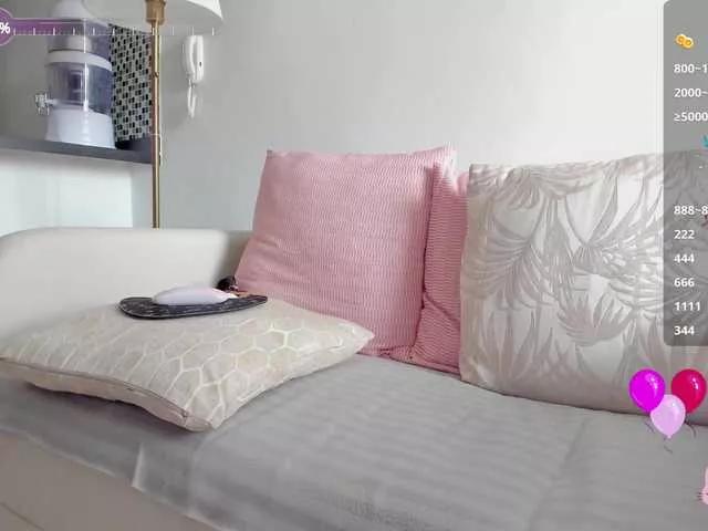SallyeLeins from BongaCams