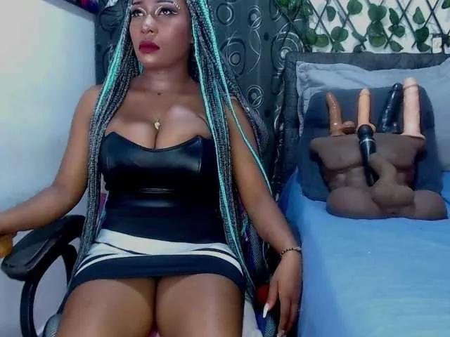 sara-greyx from BongaCams