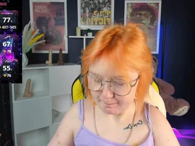 Sara-Moor from BongaCams