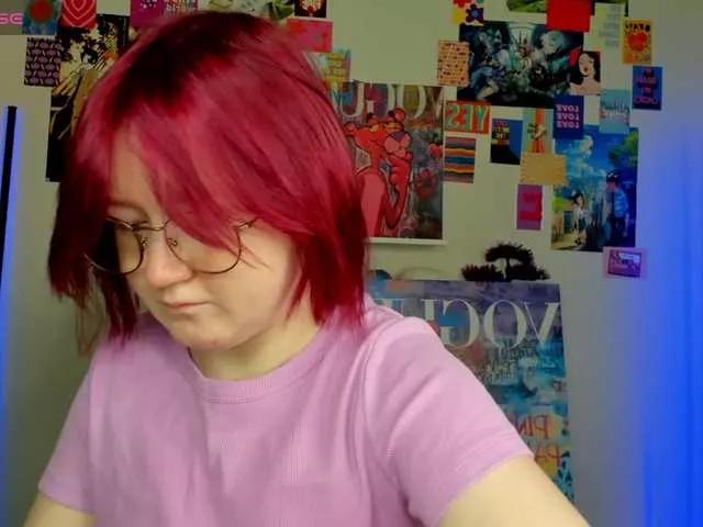 Sara-Moor from BongaCams