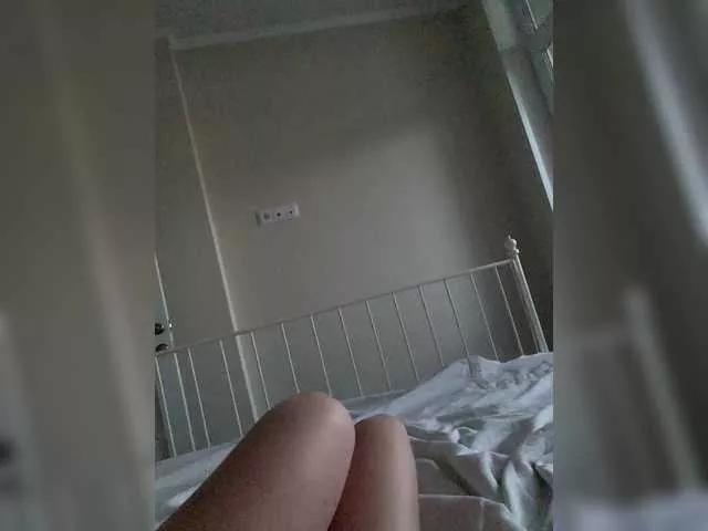 Sara3331 from BongaCams