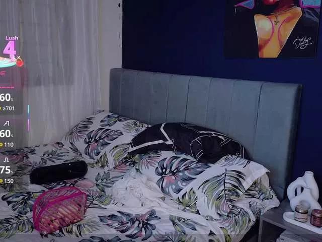 Sarah2Colliins from BongaCams