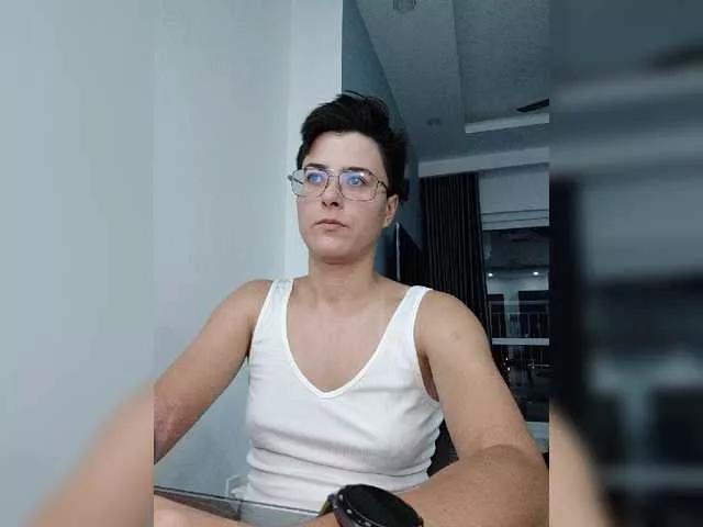 Sashanotfound from BongaCams