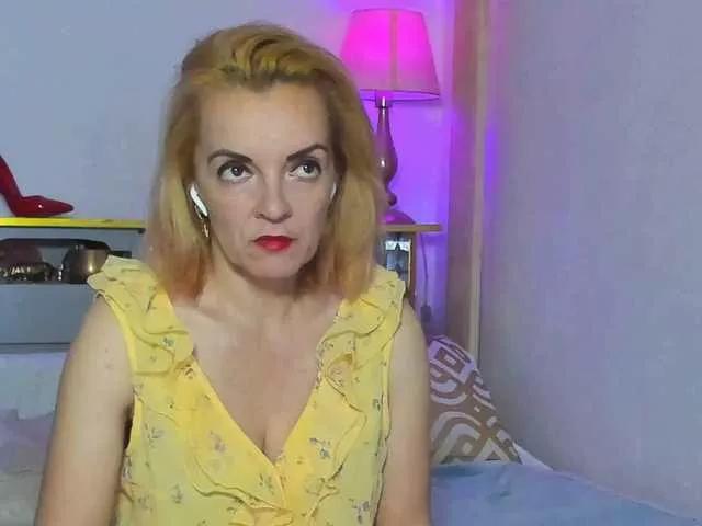 Sassy007 from BongaCams
