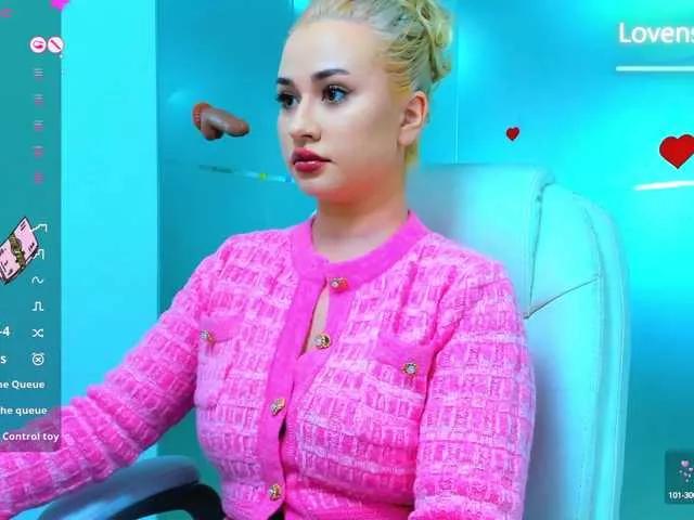 sassyqueen from BongaCams