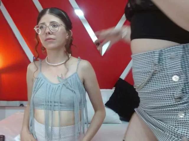 Girls: try live performances with matured performers, from dancing to quirks, in a variety of beautiful sex cams.