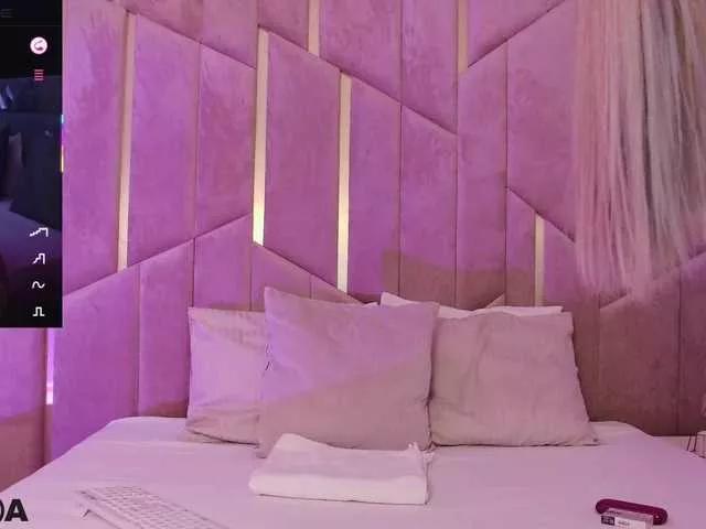 SelenaDaze from BongaCams