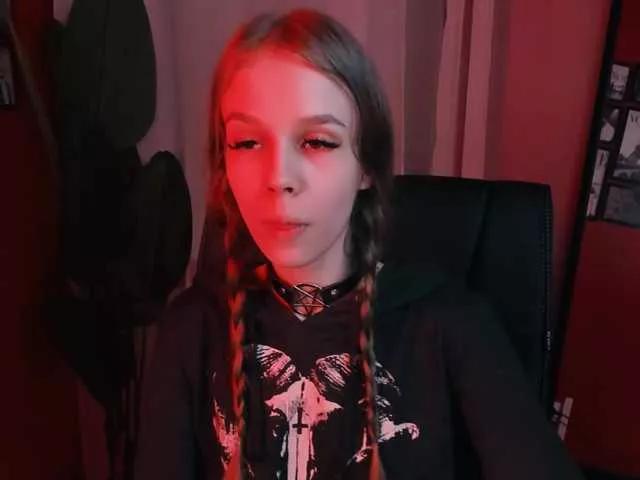 SelenHellsWeet from BongaCams